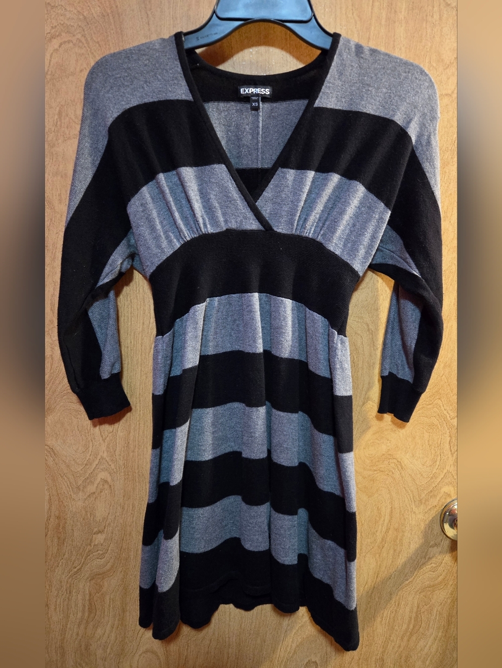EXPRESS Black And Gray Mini Sweater Dress Womens Size XS